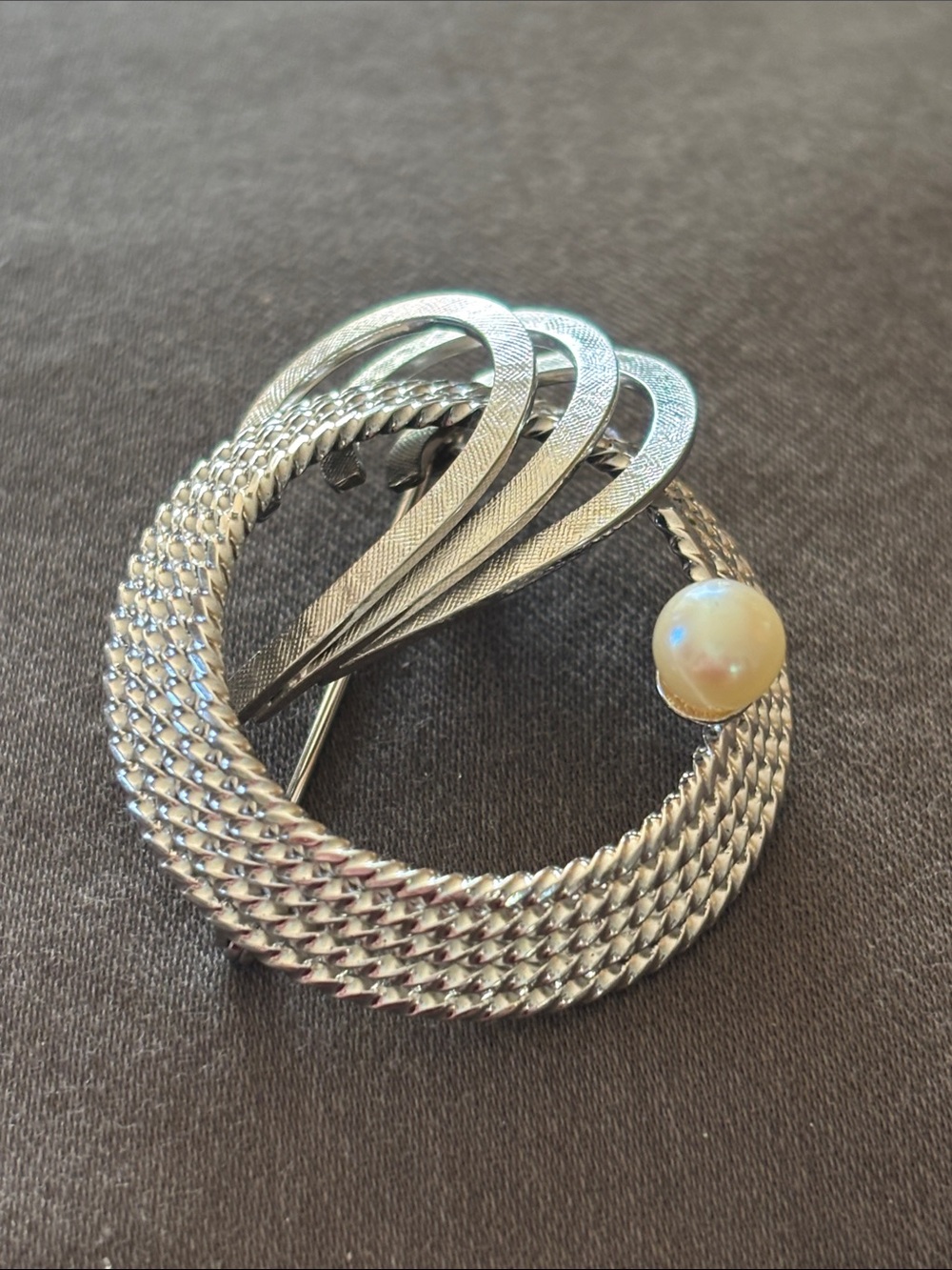 A&Z Vintage Brooch